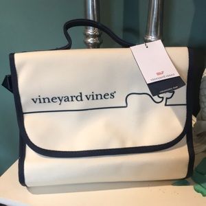Vineyard Vines Changing Pad/Bag New with tag